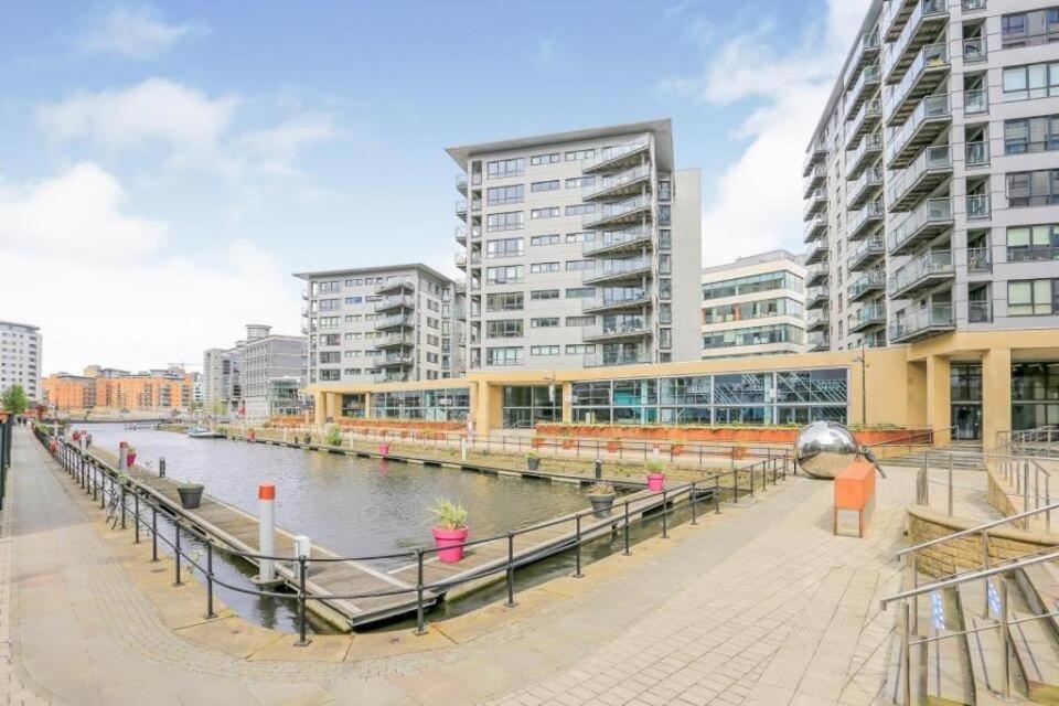 Deluxe River Canal View & Free Secure Parking! Leeds  Zewnętrze zdjęcie