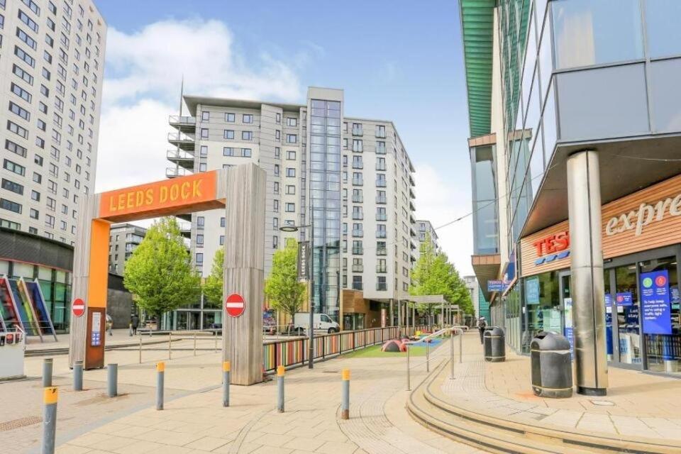 Deluxe River Canal View & Free Secure Parking! Leeds  Zewnętrze zdjęcie
